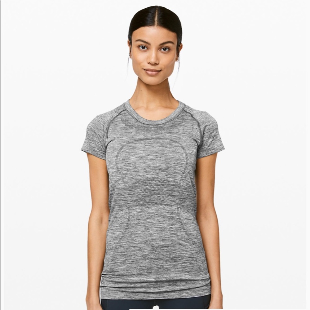 gray lululemon t shirt